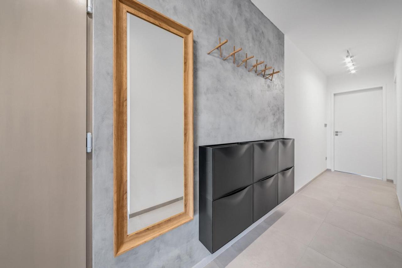 Apartmany Hradecek Mladé Buky Exteriör bild